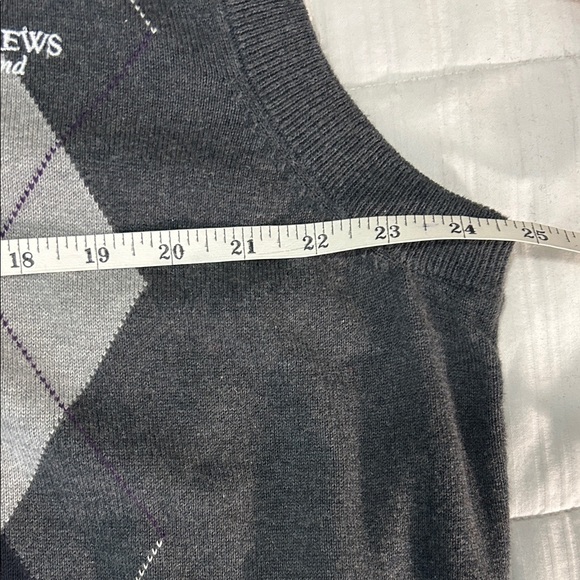 St. Andrew's Men's 1/4 Zip Argyle Sweater Vest - Gray and Black Size Large - Picture 9 of 9
